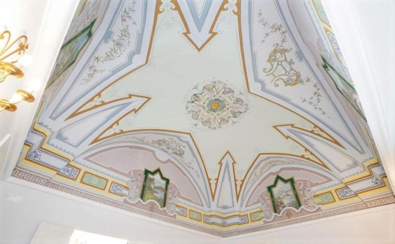 Palmariggi Palazzo Megha Suite & Breakfast מראה חיצוני תמונה