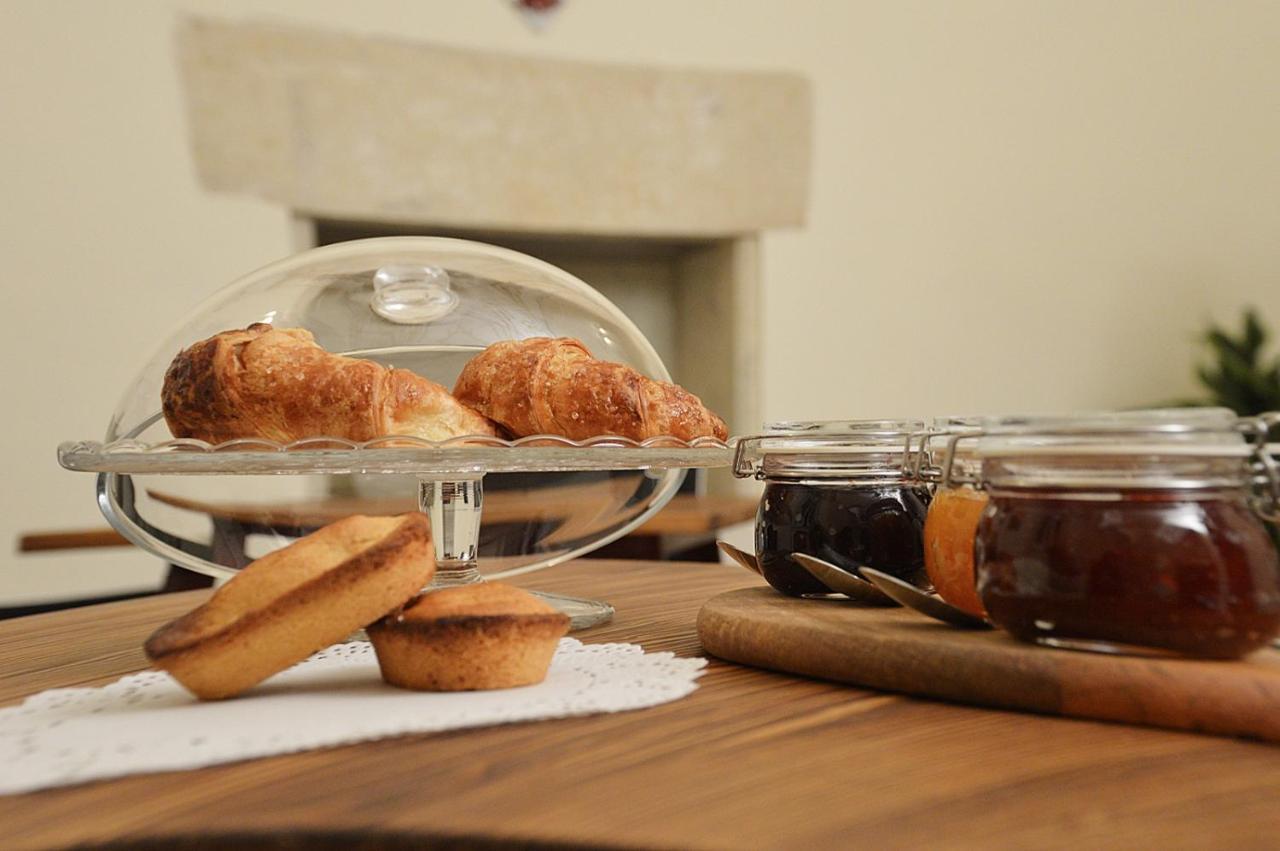 Palmariggi Palazzo Megha Suite & Breakfast מראה חיצוני תמונה