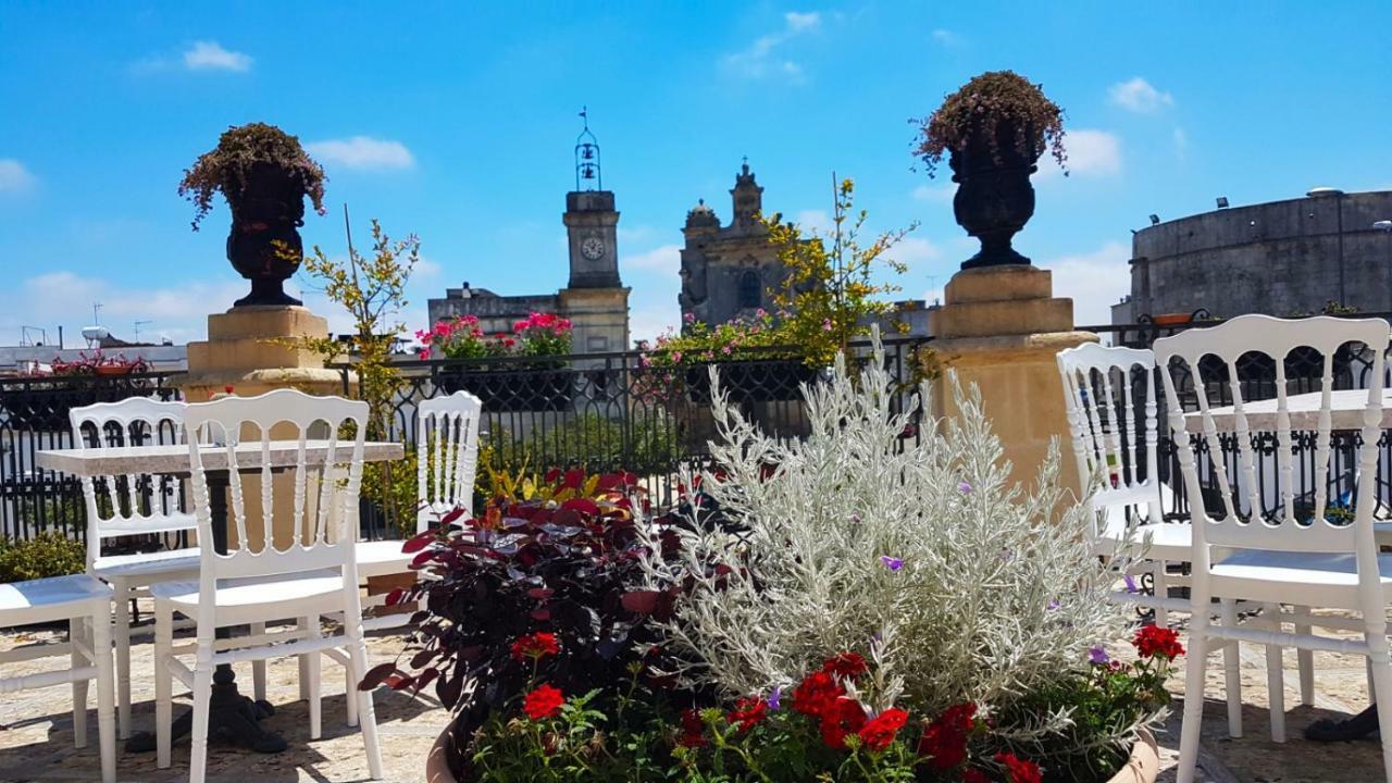 Palmariggi Palazzo Megha Suite & Breakfast מראה חיצוני תמונה